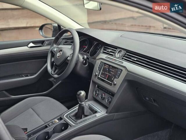 Коричневый Фольксваген Пассат, объемом двигателя 1.97 л и пробегом 169 тыс. км за 14850 $, фото 46 на Automoto.ua