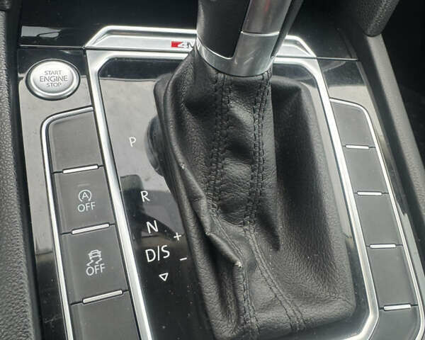 Коричневый Фольксваген Пассат, объемом двигателя 2 л и пробегом 219 тыс. км за 16550 $, фото 30 на Automoto.ua