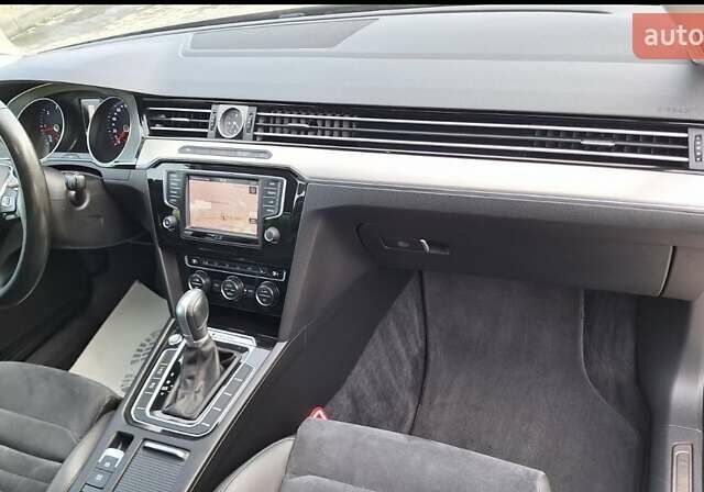 Фольксваген Пассат 2016 в Черновцах на Automoto.ua Коричневый Фольксваген Пассат, объемом двигателя 1.97 л и пробегом 267 тыс. км за 17999 $, фото 26 на Automoto.ua