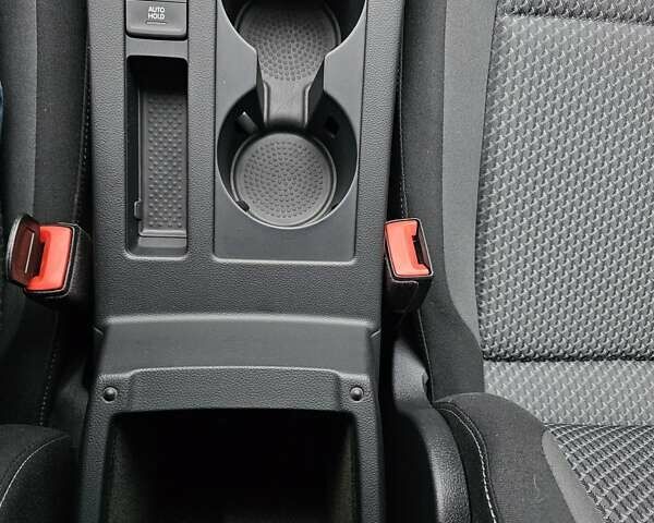 Коричневый Фольксваген Пассат, объемом двигателя 1.97 л и пробегом 169 тыс. км за 14850 $, фото 30 на Automoto.ua