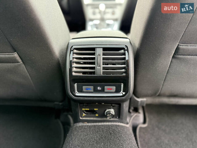 Коричневий Фольксваген Пассат, об'ємом двигуна 2 л та пробігом 200 тис. км за 15800 $, фото 38 на Automoto.ua