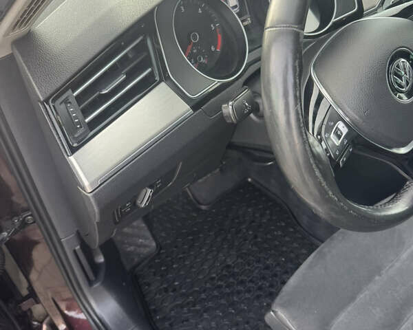 Коричневый Фольксваген Пассат, объемом двигателя 2 л и пробегом 219 тыс. км за 16550 $, фото 7 на Automoto.ua