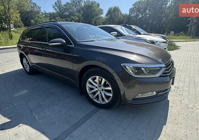 Коричневый Фольксваген Пассат, объемом двигателя 1.6 л и пробегом 294 тыс. км за 13000 $, фото 2 на Automoto.ua