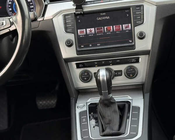 Коричневий Фольксваген Пассат, об'ємом двигуна 2 л та пробігом 200 тис. км за 15800 $, фото 40 на Automoto.ua