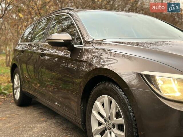 Коричневий Фольксваген Пассат, об'ємом двигуна 1.6 л та пробігом 276 тис. км за 12900 $, фото 8 на Automoto.ua