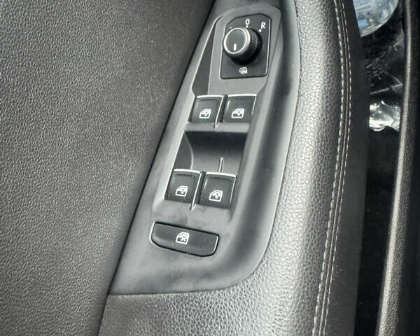 Коричневый Фольксваген Пассат, объемом двигателя 2 л и пробегом 219 тыс. км за 16550 $, фото 28 на Automoto.ua