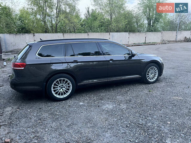 Коричневый Фольксваген Пассат, объемом двигателя 2 л и пробегом 238 тыс. км за 16800 $, фото 19 на Automoto.ua