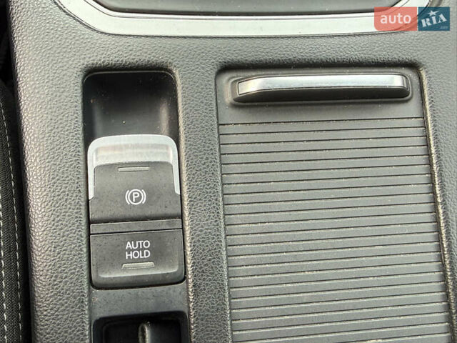 Коричневий Фольксваген Пассат, об'ємом двигуна 2 л та пробігом 200 тис. км за 15800 $, фото 60 на Automoto.ua