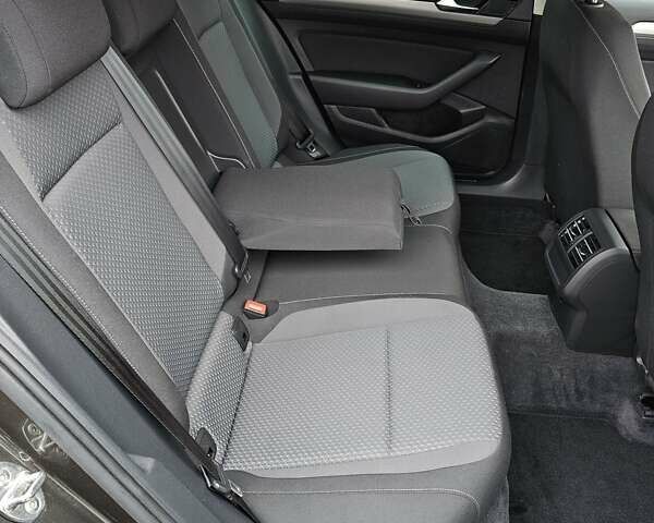 Коричневый Фольксваген Пассат, объемом двигателя 1.97 л и пробегом 169 тыс. км за 14850 $, фото 52 на Automoto.ua