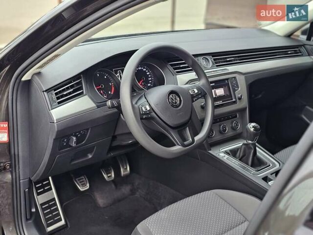 Коричневый Фольксваген Пассат, объемом двигателя 1.97 л и пробегом 169 тыс. км за 14850 $, фото 19 на Automoto.ua