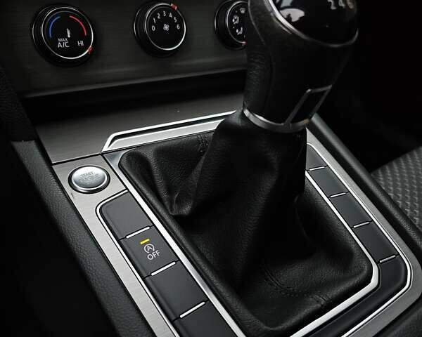 Коричневый Фольксваген Пассат, объемом двигателя 1.97 л и пробегом 169 тыс. км за 14850 $, фото 29 на Automoto.ua