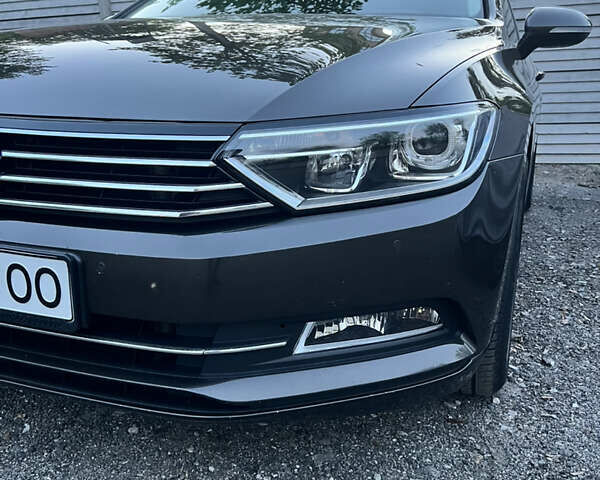 Коричневый Фольксваген Пассат, объемом двигателя 2 л и пробегом 238 тыс. км за 16800 $, фото 5 на Automoto.ua