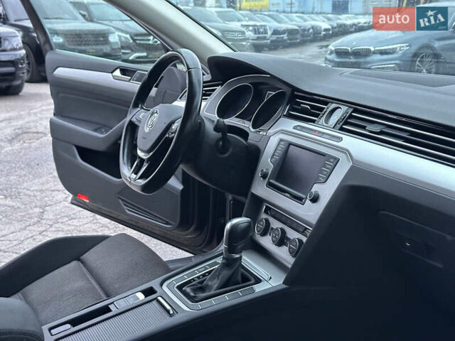 Коричневий Фольксваген Пассат, об'ємом двигуна 1.97 л та пробігом 232 тис. км за 17500 $, фото 23 на Automoto.ua