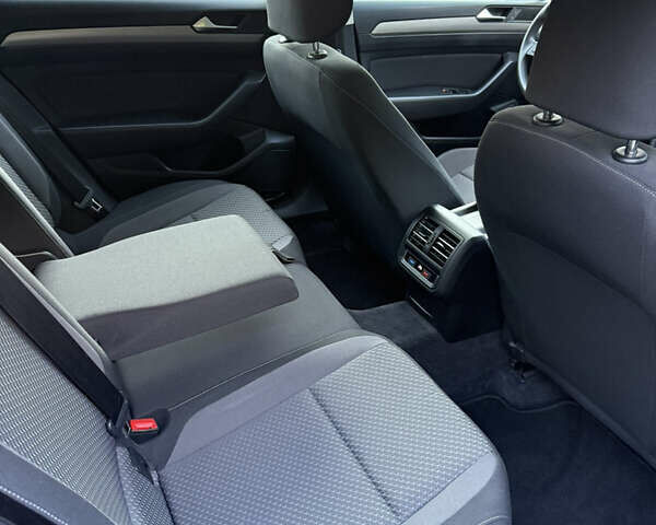 Коричневый Фольксваген Пассат, объемом двигателя 1.97 л и пробегом 197 тыс. км за 17999 $, фото 9 на Automoto.ua