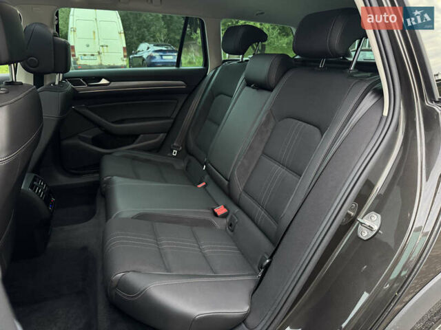 Коричневый Фольксваген Пассат, объемом двигателя 1.97 л и пробегом 263 тыс. км за 21500 $, фото 68 на Automoto.ua