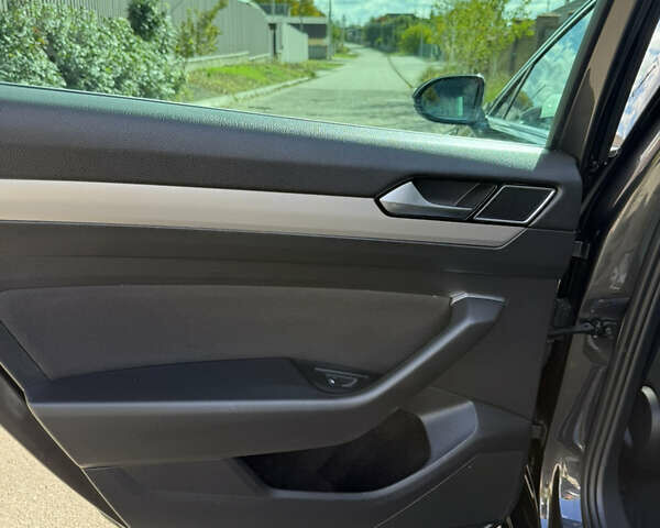 Коричневый Фольксваген Пассат, объемом двигателя 2 л и пробегом 220 тыс. км за 16700 $, фото 24 на Automoto.ua