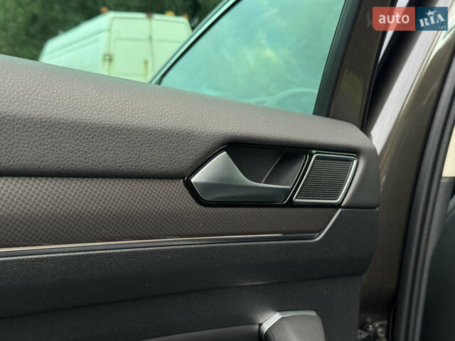 Коричневый Фольксваген Пассат, объемом двигателя 1.97 л и пробегом 263 тыс. км за 21500 $, фото 70 на Automoto.ua