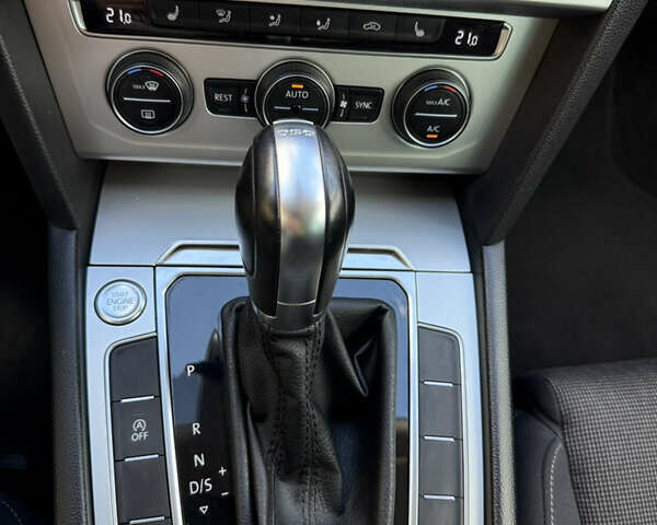 Коричневый Фольксваген Пассат, объемом двигателя 2 л и пробегом 220 тыс. км за 16700 $, фото 42 на Automoto.ua