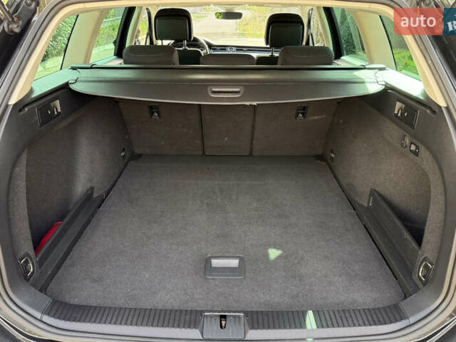 Коричневый Фольксваген Пассат, объемом двигателя 2 л и пробегом 220 тыс. км за 16700 $, фото 30 на Automoto.ua