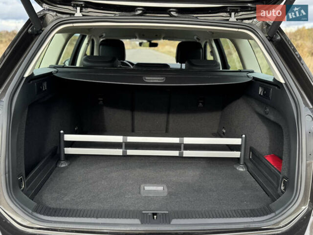 Коричневий Фольксваген Пассат, об'ємом двигуна 2 л та пробігом 168 тис. км за 21800 $, фото 106 на Automoto.ua