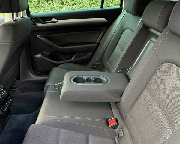 Коричневый Фольксваген Пассат, объемом двигателя 2 л и пробегом 220 тыс. км за 16700 $, фото 28 на Automoto.ua