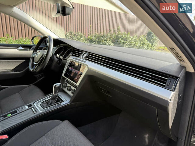 Коричневый Фольксваген Пассат, объемом двигателя 2 л и пробегом 220 тыс. км за 16700 $, фото 37 на Automoto.ua