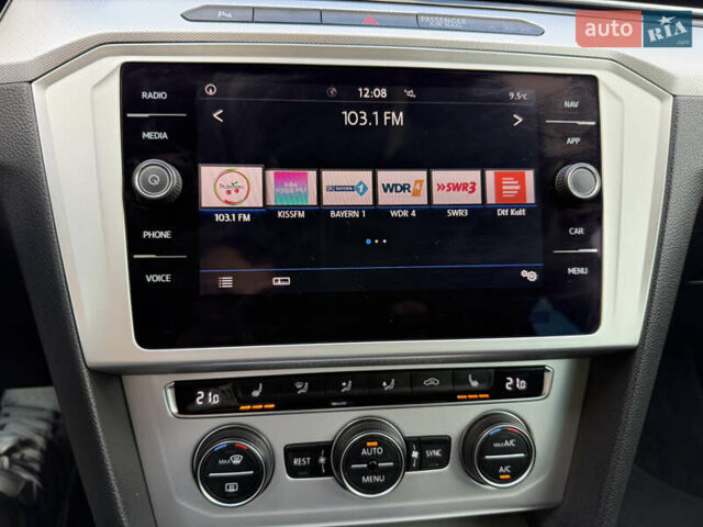 Коричневый Фольксваген Пассат, объемом двигателя 2 л и пробегом 220 тыс. км за 16700 $, фото 40 на Automoto.ua