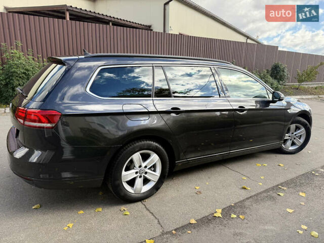 Коричневый Фольксваген Пассат, объемом двигателя 2 л и пробегом 220 тыс. км за 16700 $, фото 6 на Automoto.ua