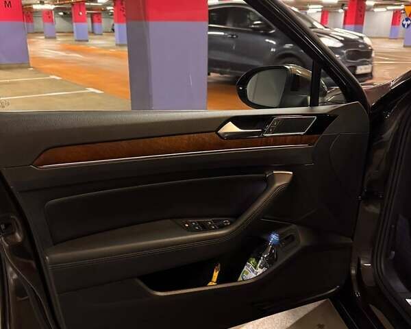 Коричневый Фольксваген Пассат, объемом двигателя 1.97 л и пробегом 147 тыс. км за 25000 $, фото 30 на Automoto.ua