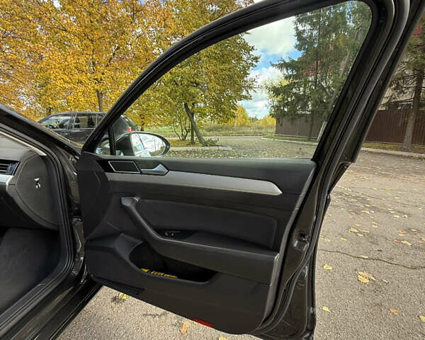 Коричневий Фольксваген Пассат, об'ємом двигуна 2 л та пробігом 220 тис. км за 16600 $, фото 28 на Automoto.ua