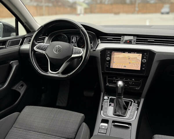 Коричневий Фольксваген Пассат, об'ємом двигуна 2 л та пробігом 205 тис. км за 17999 $, фото 30 на Automoto.ua