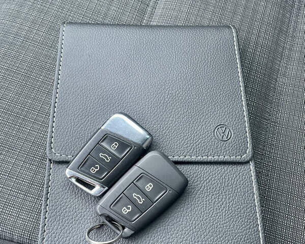 Коричневий Фольксваген Пассат, об'ємом двигуна 2 л та пробігом 205 тис. км за 17999 $, фото 52 на Automoto.ua