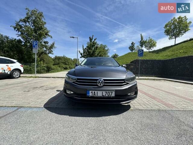 Коричневый Фольксваген Пассат, объемом двигателя 1.6 л и пробегом 210 тыс. км за 17715 $, фото 4 на Automoto.ua