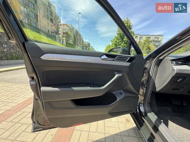 Коричневый Фольксваген Пассат, объемом двигателя 1.6 л и пробегом 210 тыс. км за 17715 $, фото 3 на Automoto.ua