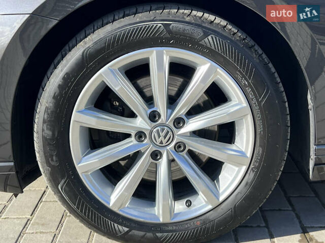 Коричневый Фольксваген Пассат, объемом двигателя 1.97 л и пробегом 228 тыс. км за 20291 $, фото 9 на Automoto.ua