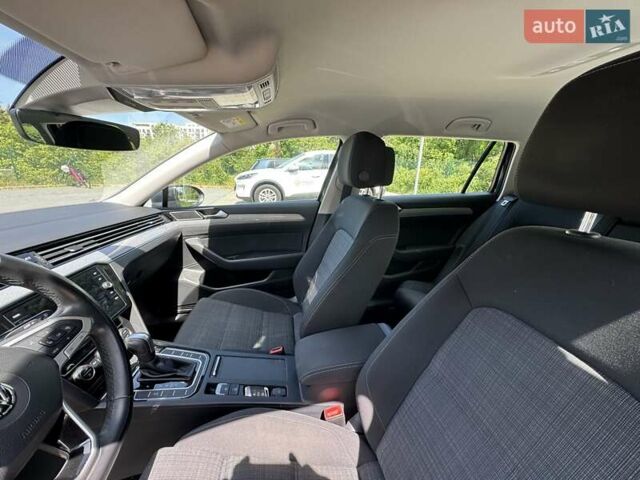 Коричневый Фольксваген Пассат, объемом двигателя 1.6 л и пробегом 210 тыс. км за 17715 $, фото 11 на Automoto.ua