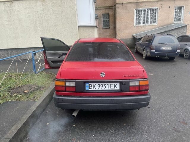 Червоний Фольксваген Пассат, об'ємом двигуна 1.8 л та пробігом 392 тис. км за 1000 $, фото 2 на Automoto.ua