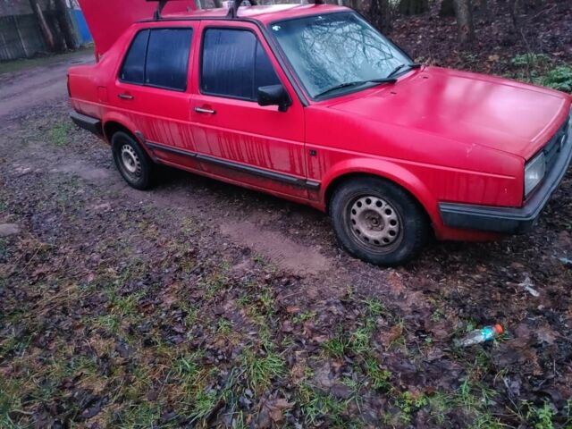 Красный Фольксваген Пассат, объемом двигателя 1.6 л и пробегом 253 тыс. км за 830 $, фото 1 на Automoto.ua