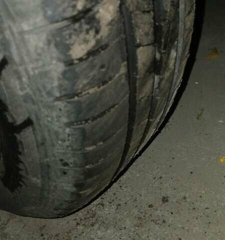 Красный Фольксваген Пассат, объемом двигателя 1.8 л и пробегом 380 тыс. км за 1800 $, фото 29 на Automoto.ua