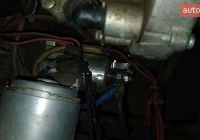 Красный Фольксваген Пассат, объемом двигателя 1.8 л и пробегом 380 тыс. км за 1800 $, фото 23 на Automoto.ua