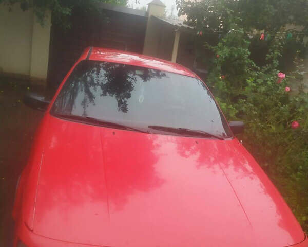 Красный Фольксваген Пассат, объемом двигателя 1.8 л и пробегом 350 тыс. км за 2100 $, фото 3 на Automoto.ua