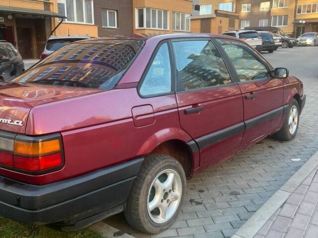 Червоний Фольксваген Пассат, об'ємом двигуна 1 л та пробігом 360 тис. км за 1300 $, фото 2 на Automoto.ua