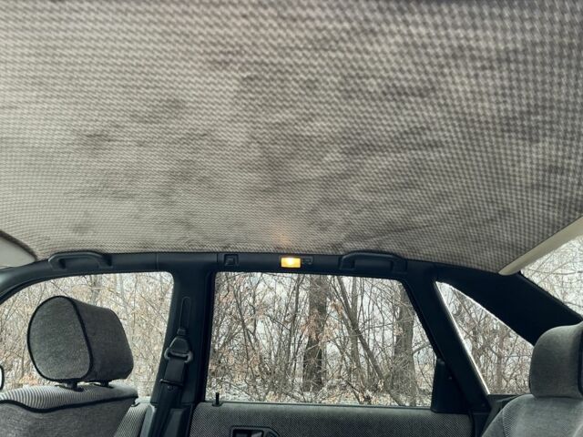 Червоний Фольксваген Пассат, об'ємом двигуна 1.8 л та пробігом 385 тис. км за 2700 $, фото 13 на Automoto.ua