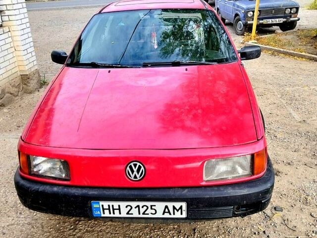 Червоний Фольксваген Пассат, об'ємом двигуна 1.8 л та пробігом 270 тис. км за 900 $, фото 3 на Automoto.ua