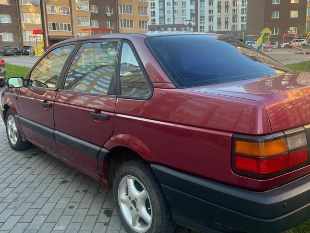 Червоний Фольксваген Пассат, об'ємом двигуна 1 л та пробігом 360 тис. км за 1300 $, фото 3 на Automoto.ua