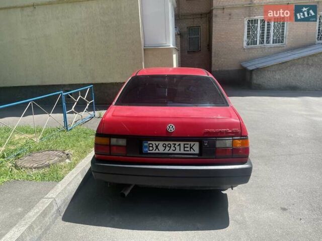 Красный Фольксваген Пассат, объемом двигателя 1.8 л и пробегом 392 тыс. км за 1500 $, фото 2 на Automoto.ua