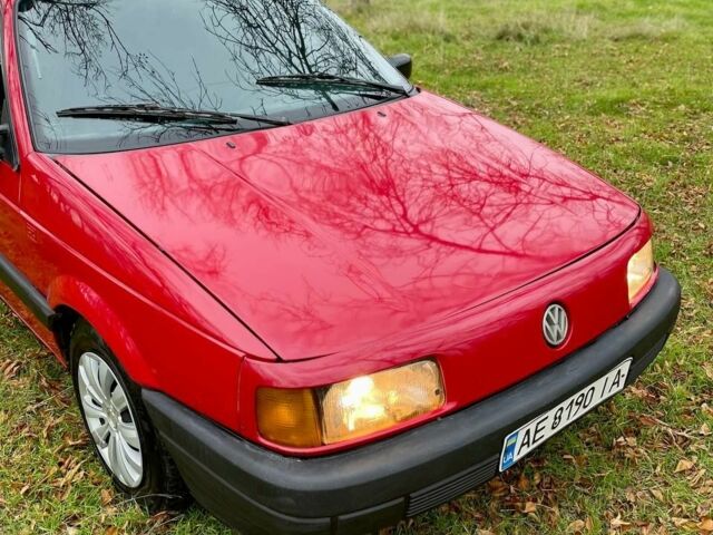 Красный Фольксваген Пассат, объемом двигателя 1.8 л и пробегом 9 тыс. км за 1600 $, фото 9 на Automoto.ua