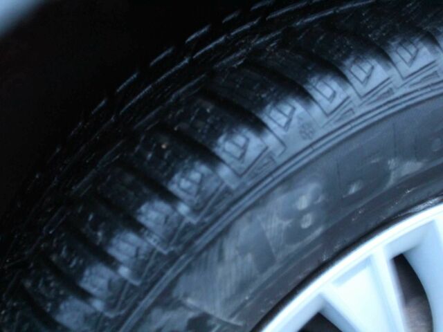 Червоний Фольксваген Пассат, об'ємом двигуна 1.8 л та пробігом 325 тис. км за 1275 $, фото 10 на Automoto.ua