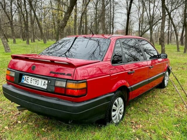 Красный Фольксваген Пассат, объемом двигателя 1.8 л и пробегом 9 тыс. км за 1600 $, фото 4 на Automoto.ua