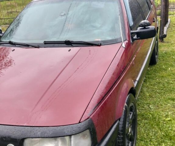 Красный Фольксваген Пассат, объемом двигателя 2 л и пробегом 32 тыс. км за 1600 $, фото 2 на Automoto.ua